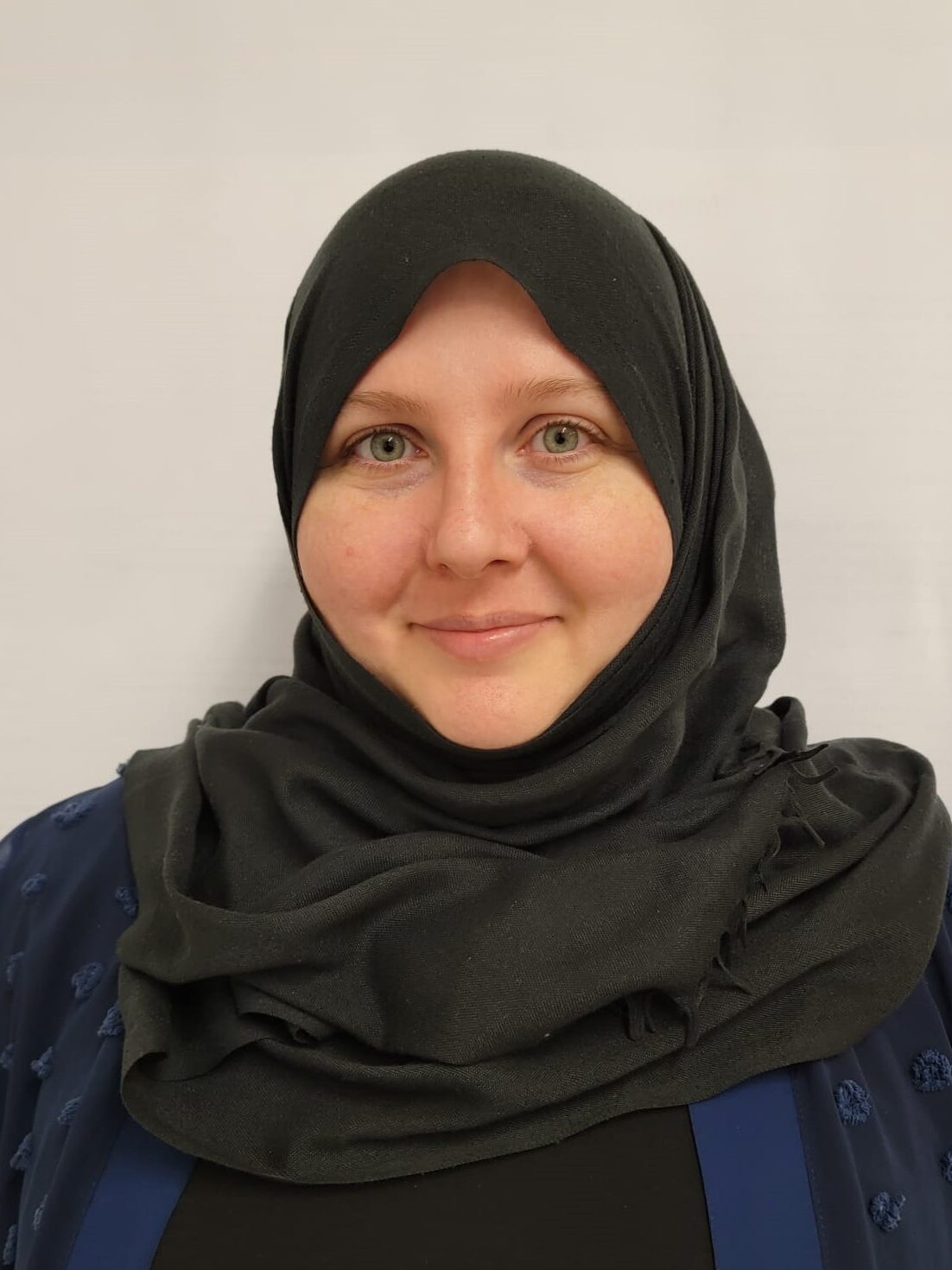Khadijah Alnassari Alternative Text